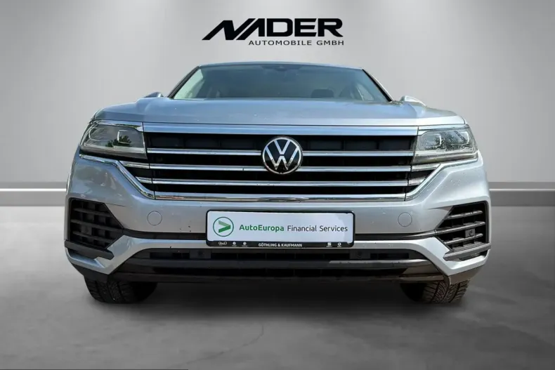 Volkswagen Touareg din 2021 cu 79.847 km - oferta VOL249893 - foto 3