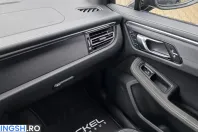 Porsche Macan din 2023 cu 12.000 km - oferta POR249894 - foto 14