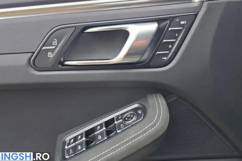 Porsche Macan din 2023 cu 12.000 km - oferta POR249894 - foto 20