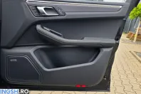 Porsche Macan din 2023 cu 12.000 km - oferta POR249894 - foto 37