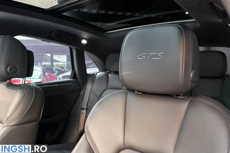 Porsche Macan din 2024 cu 19.000 km - oferta POR249897 - foto 13
