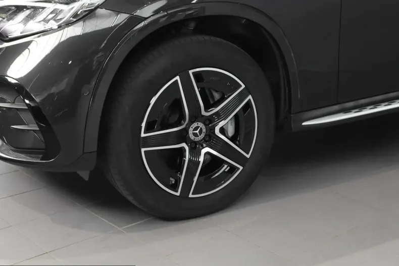 Mercedes-Benz GLC 300 (Clasa GLC) din 2023 cu 69.999 km - oferta MER249902 - foto 7