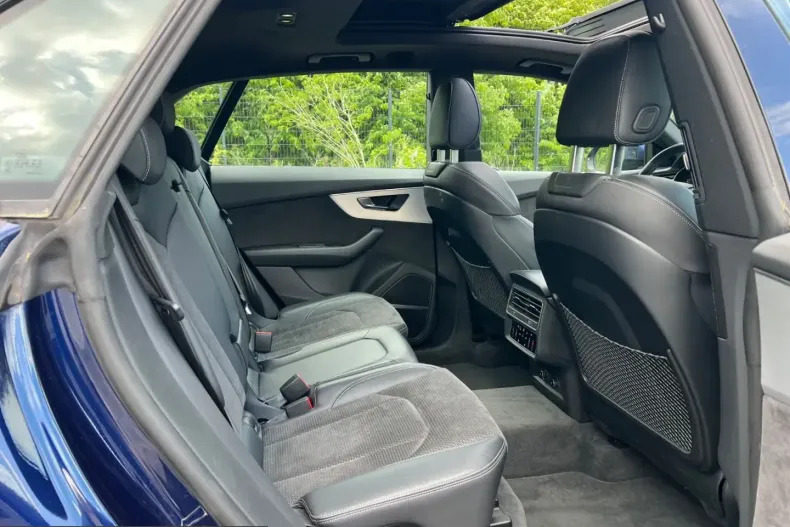 Audi Q8 din 2022 cu 85.827 km - oferta AUD249905 - foto 28