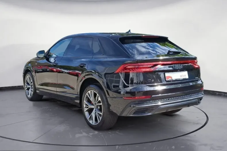 Audi Q8 din 2022 cu 92.845 km - oferta AUD249906 - foto 3