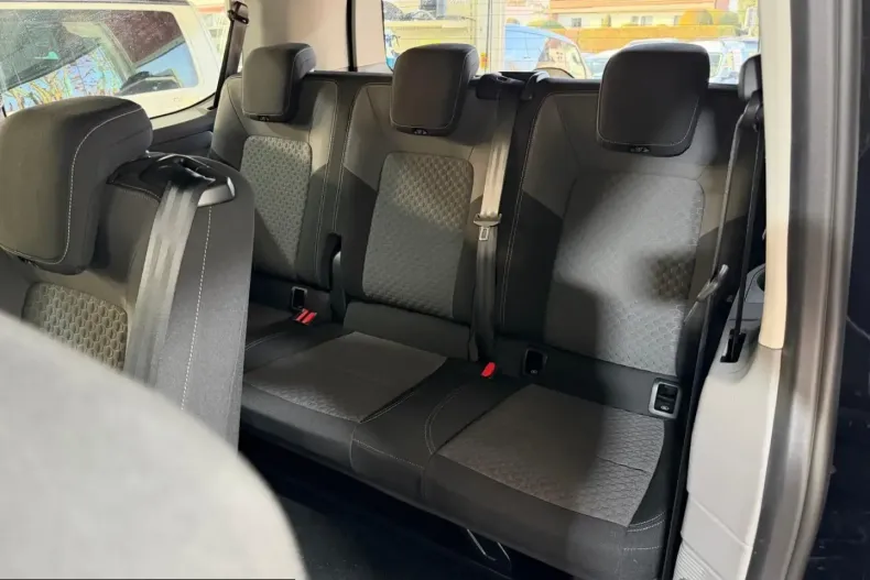Volkswagen T7 Caravelle din 2025 cu 20.000 km - oferta VOL249908 - foto 16