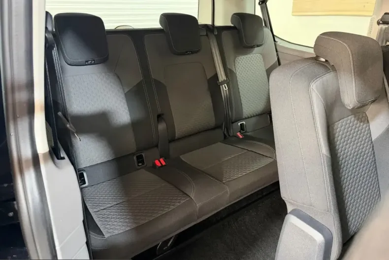 Volkswagen T7 Caravelle din 2025 cu 20.000 km - oferta VOL249908 - foto 17