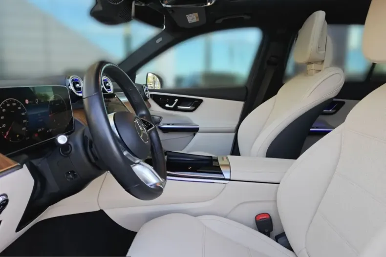 Mercedes-Benz GLC 220 (Clasa GLC) din 2023 cu 75.500 km - oferta MER249915 - foto 7
