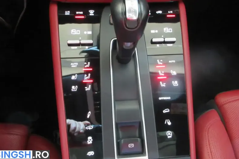 Porsche Macan din 2022 cu 46.000 km - oferta POR249917 - foto 16