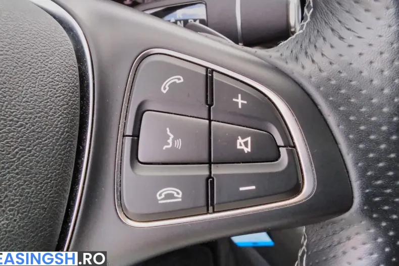 Mercedes-Benz V 300 (Clasa V) din 2023 cu 56.516 km - oferta MER249918 - foto 19