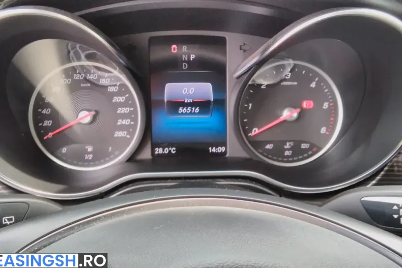 Mercedes-Benz V 300 (Clasa V) din 2023 cu 56.516 km - oferta MER249918 - foto 22