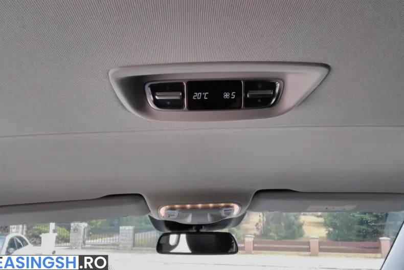 Mercedes-Benz V 300 (Clasa V) din 2023 cu 56.516 km - oferta MER249918 - foto 35