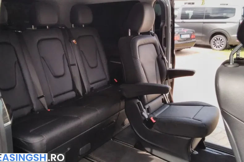 Mercedes-Benz V 300 (Clasa V) din 2023 cu 56.516 km - oferta MER249918 - foto 37