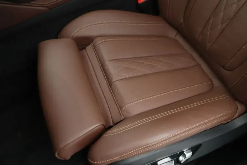 BMW X6 (Seria X) din 2025 cu 19.350 km - oferta BMW249921 - foto 13
