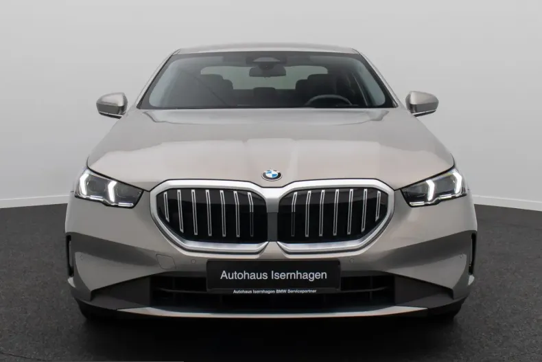 BMW 520 (Seria 5) din 2024 cu 46.305 km - oferta BMW249936 - foto 2