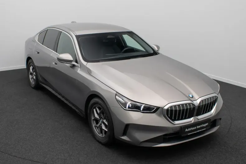 BMW 520 (Seria 5) din 2024 cu 46.305 km - oferta BMW249936 - foto 3