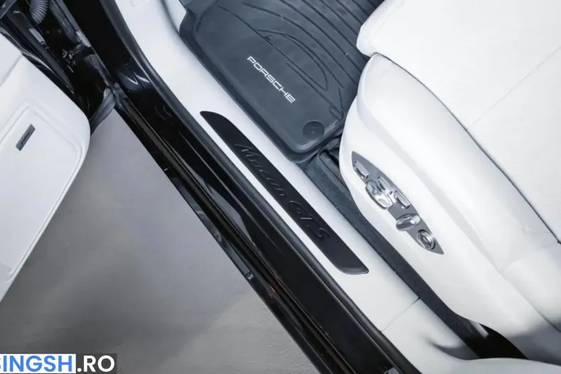 Porsche Macan din 2024 cu 22.400 km - oferta POR249937 - foto 24