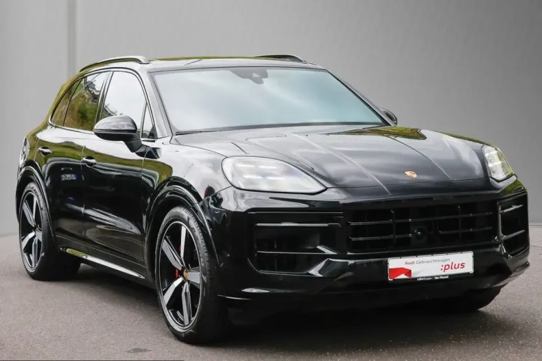 Porsche Cayenne din 2023 cu 90.291 km - oferta POR249940 - foto 4