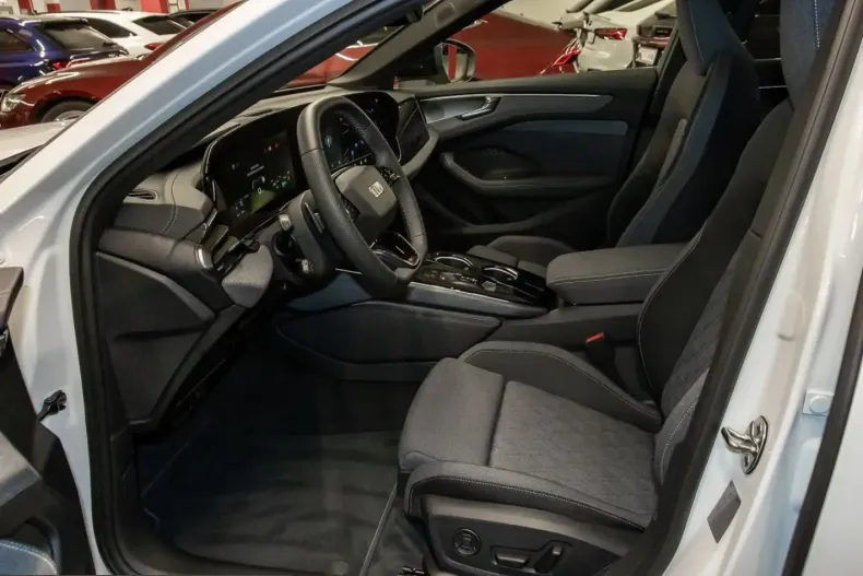 Audi A6 din 2025 cu 3.298 km - oferta AUD249944 - foto 18