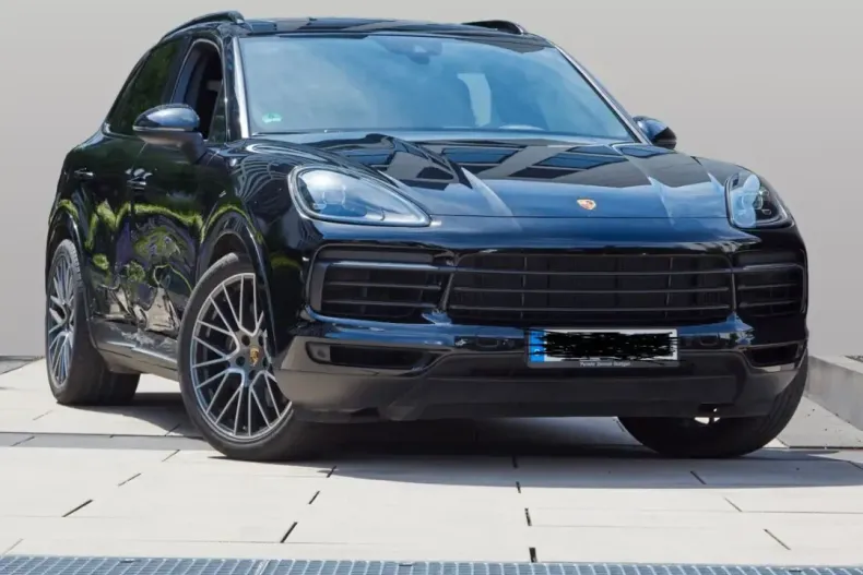 Porsche Cayenne din 2023 cu 53.478 km - oferta POR249948 - foto 1