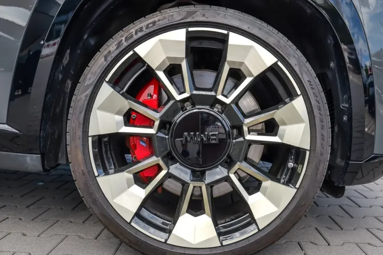 BMW XM (Seria X) din 2025 cu 28.656 km - oferta BMW249959 - foto 4