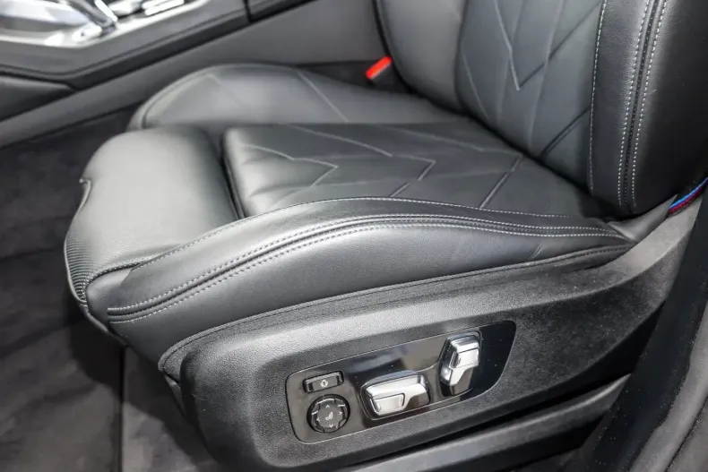 BMW XM (Seria X) din 2025 cu 28.656 km - oferta BMW249959 - foto 24