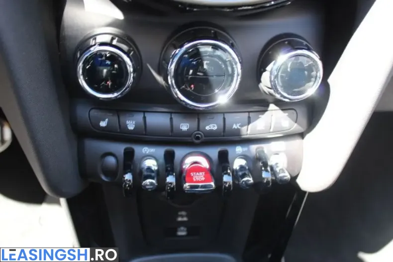MINI John Cooper Works Cabrio din 2024 cu 24.275 km - oferta MIN249963 - foto 17