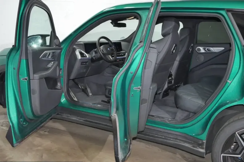 BMW XM (Seria X) din 2025 cu 29.998 km - oferta BMW249964 - foto 5