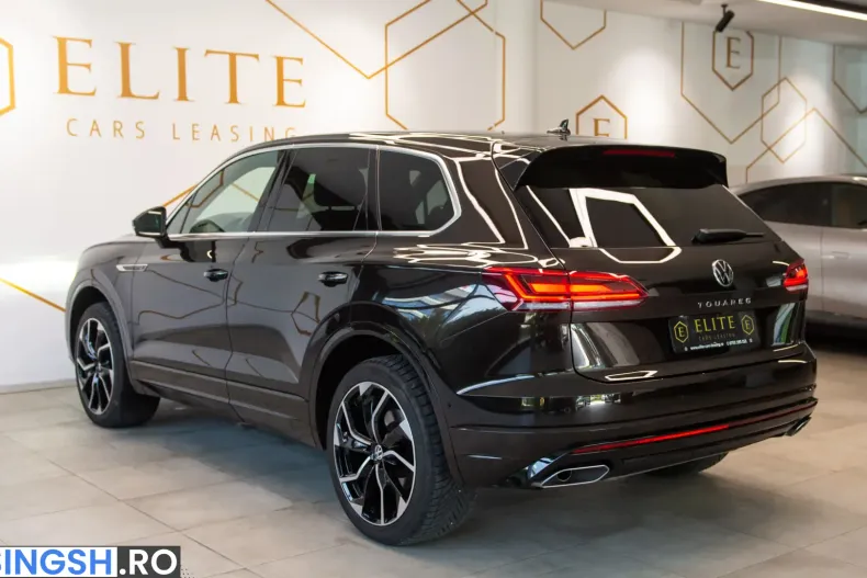 Volkswagen Touareg R-Line din 2023 cu 45.353 km - oferta VOL249967 - foto 6