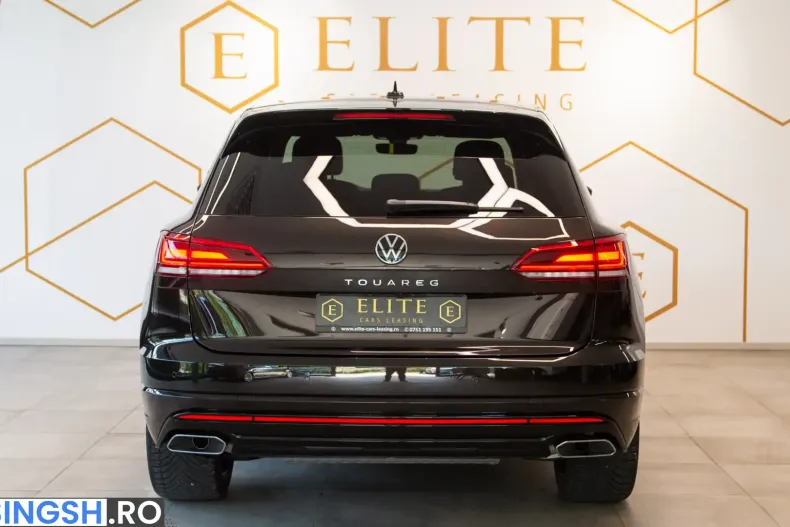 Volkswagen Touareg R-Line din 2023 cu 45.353 km - oferta VOL249967 - foto 7