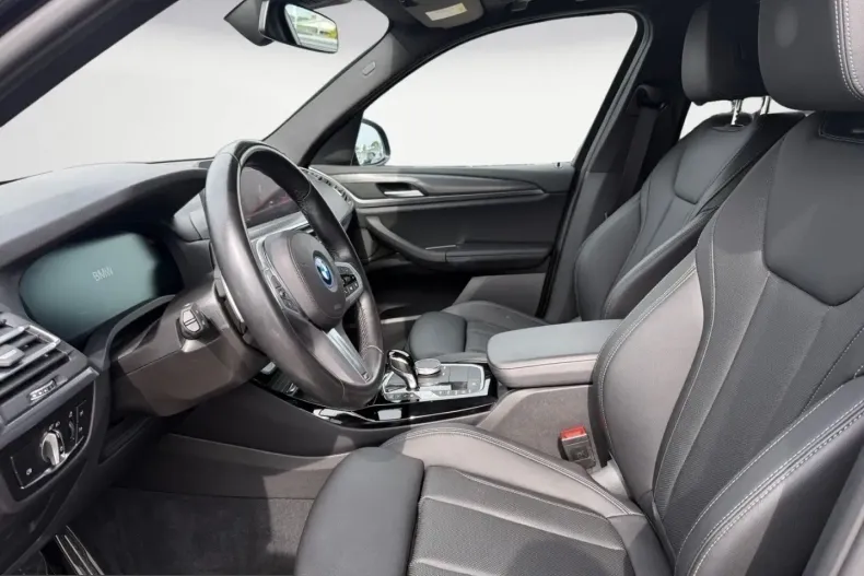 BMW X3 (Seria X) din 2024 cu 38.246 km - oferta BMW249975 - foto 9