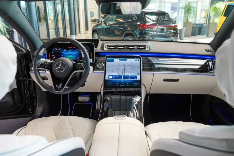 Mercedes-Benz S 680 (Clasa S) din 2025 cu 19.295 km - oferta MER249982 - foto 15