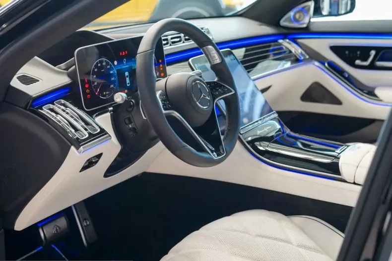 Mercedes-Benz S 680 (Clasa S) din 2025 cu 19.295 km - oferta MER249982 - foto 17