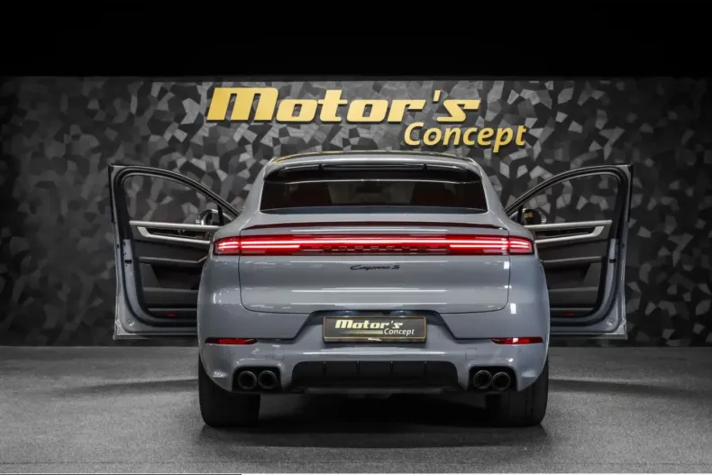 Porsche Cayenne din 2023 cu 55.090 km - oferta POR249983 - foto 5