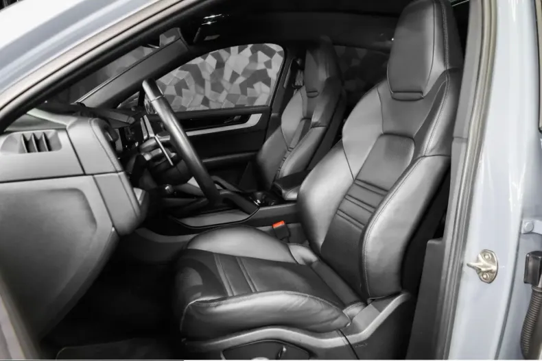 Porsche Cayenne din 2023 cu 55.090 km - oferta POR249983 - foto 9