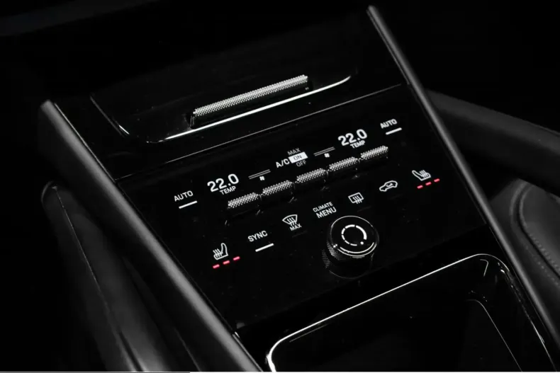 Porsche Cayenne din 2023 cu 55.090 km - oferta POR249983 - foto 18