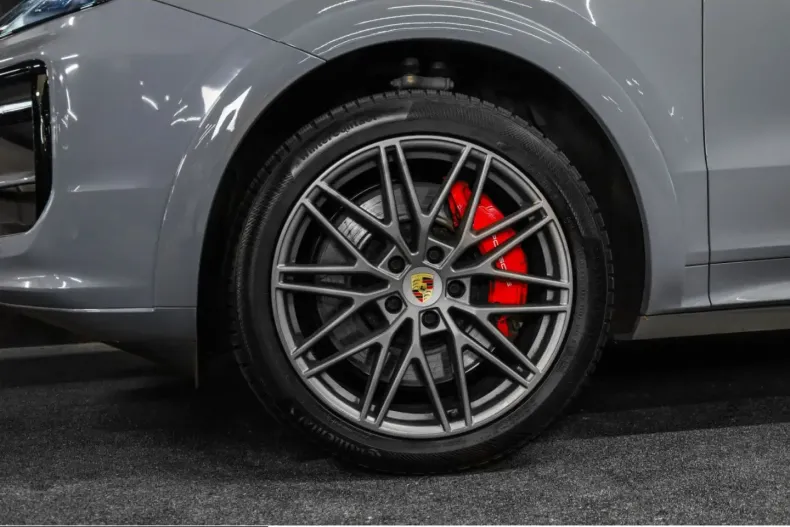 Porsche Cayenne din 2023 cu 55.090 km - oferta POR249983 - foto 20
