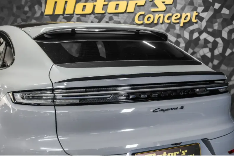 Porsche Cayenne din 2023 cu 55.090 km - oferta POR249983 - foto 21