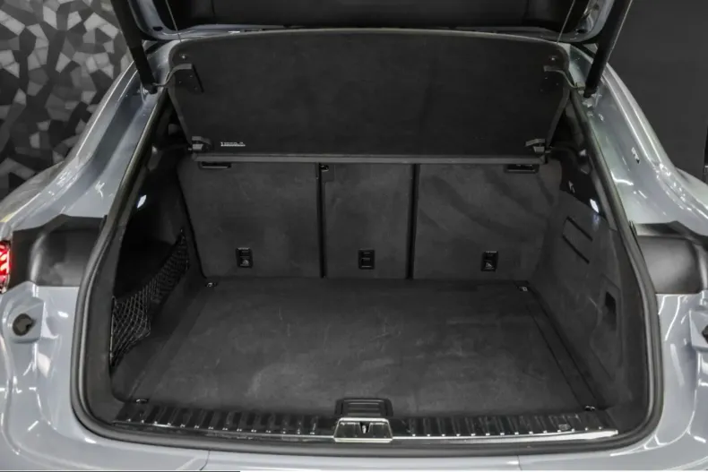 Porsche Cayenne din 2023 cu 55.090 km - oferta POR249983 - foto 22