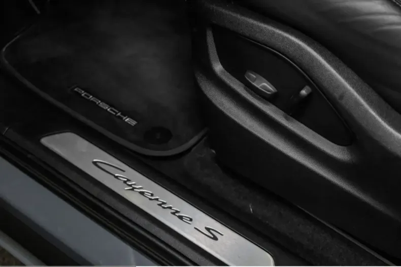 Porsche Cayenne din 2023 cu 55.090 km - oferta POR249983 - foto 23