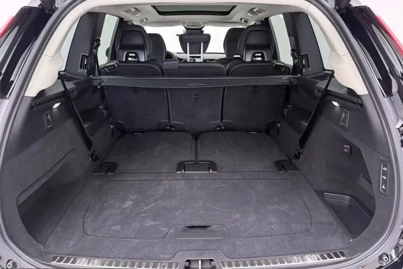 Volvo XC90 din 2025 cu 21.800 km - oferta VOL249988 - foto 20