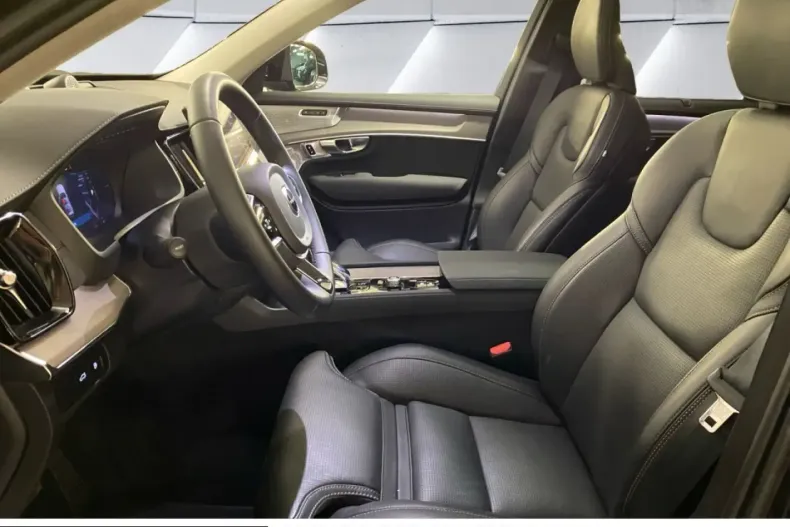 Volvo XC90 din 2025 cu 24.518 km - oferta VOL249990 - foto 5