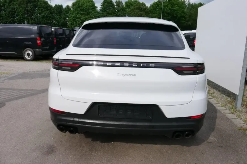Porsche Cayenne din 2022 cu 66.962 km - oferta POR249993 - foto 2