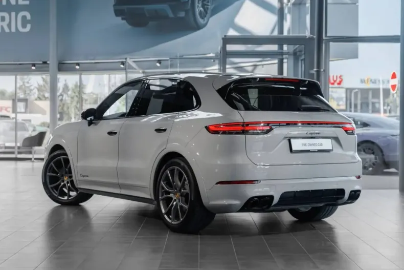 Porsche Cayenne din 2022 cu 53.663 km - oferta POR249994 - foto 10