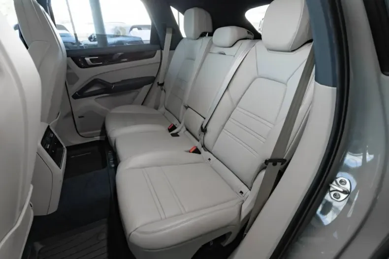 Porsche Cayenne din 2022 cu 53.663 km - oferta POR249994 - foto 43
