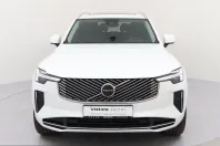 Volvo XC90 din 2025 cu 2.640 km - oferta VOL249996 - foto 3