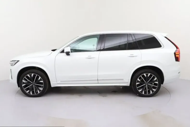 Volvo XC90 din 2025 cu 2.640 km - oferta VOL249996 - foto 6