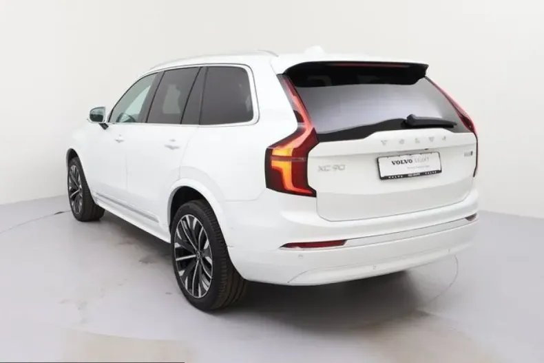 Volvo XC90 din 2025 cu 2.640 km - oferta VOL249996 - foto 9