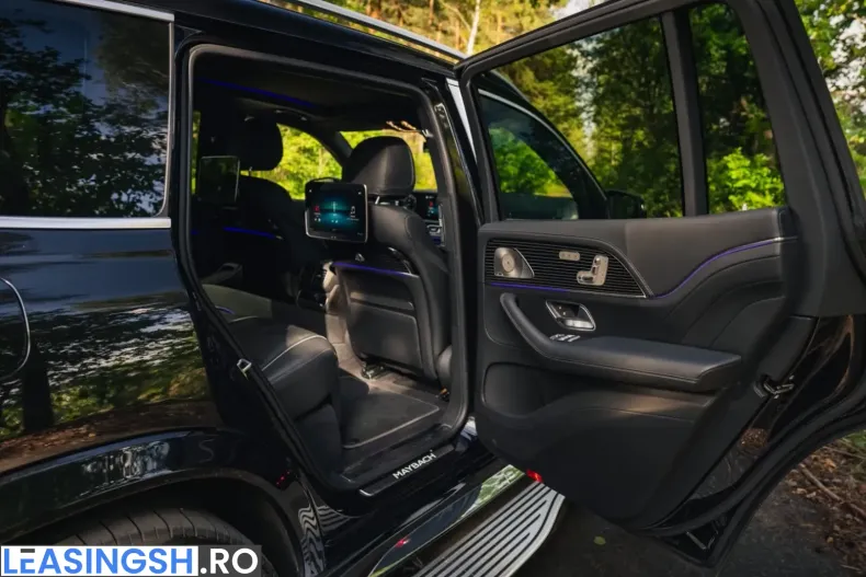 Mercedes-Benz GLS 600 (Clasa GLS) din 2023 cu 55.000 km - oferta MER249997 - foto 33