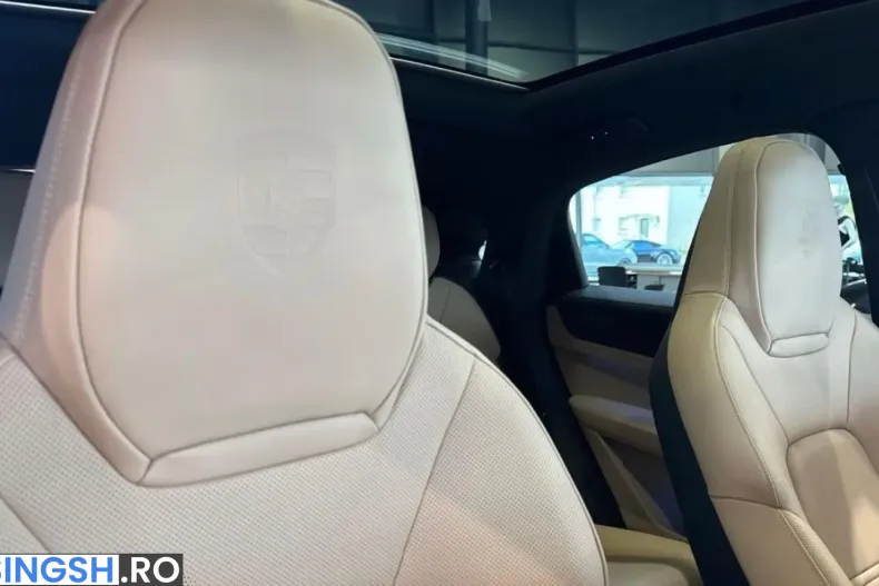 Porsche Cayenne din 2026 cu 51 km - oferta POR249998 - foto 23