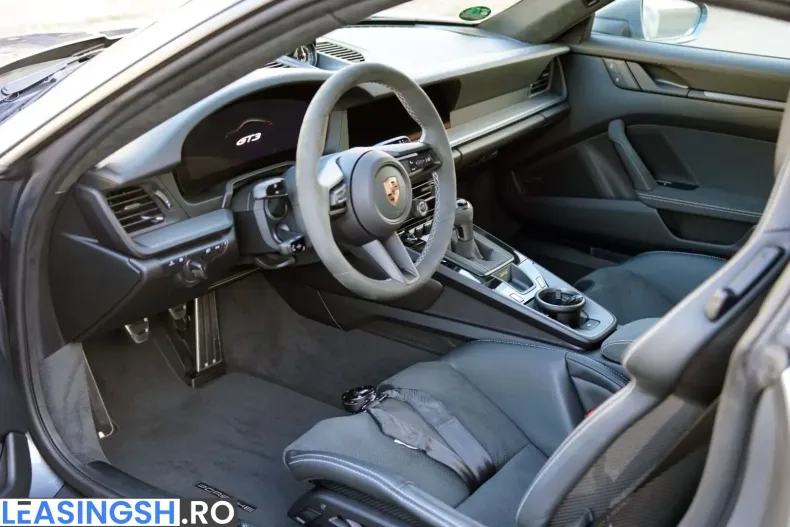 Porsche 992 din 2025 cu 7.738 km - oferta POR250002 - foto 6